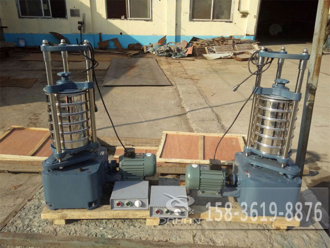 頂擊式振篩機 頂擊式振篩機